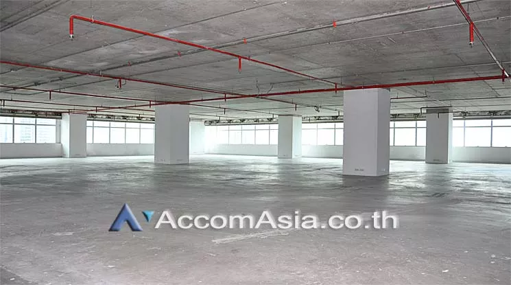  1  Office Space For Rent in Silom ,Bangkok BTS Surasak at Vorawat Building AA12863